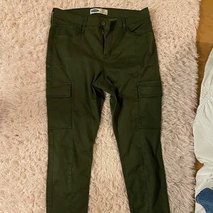 old navy army green cargo pants